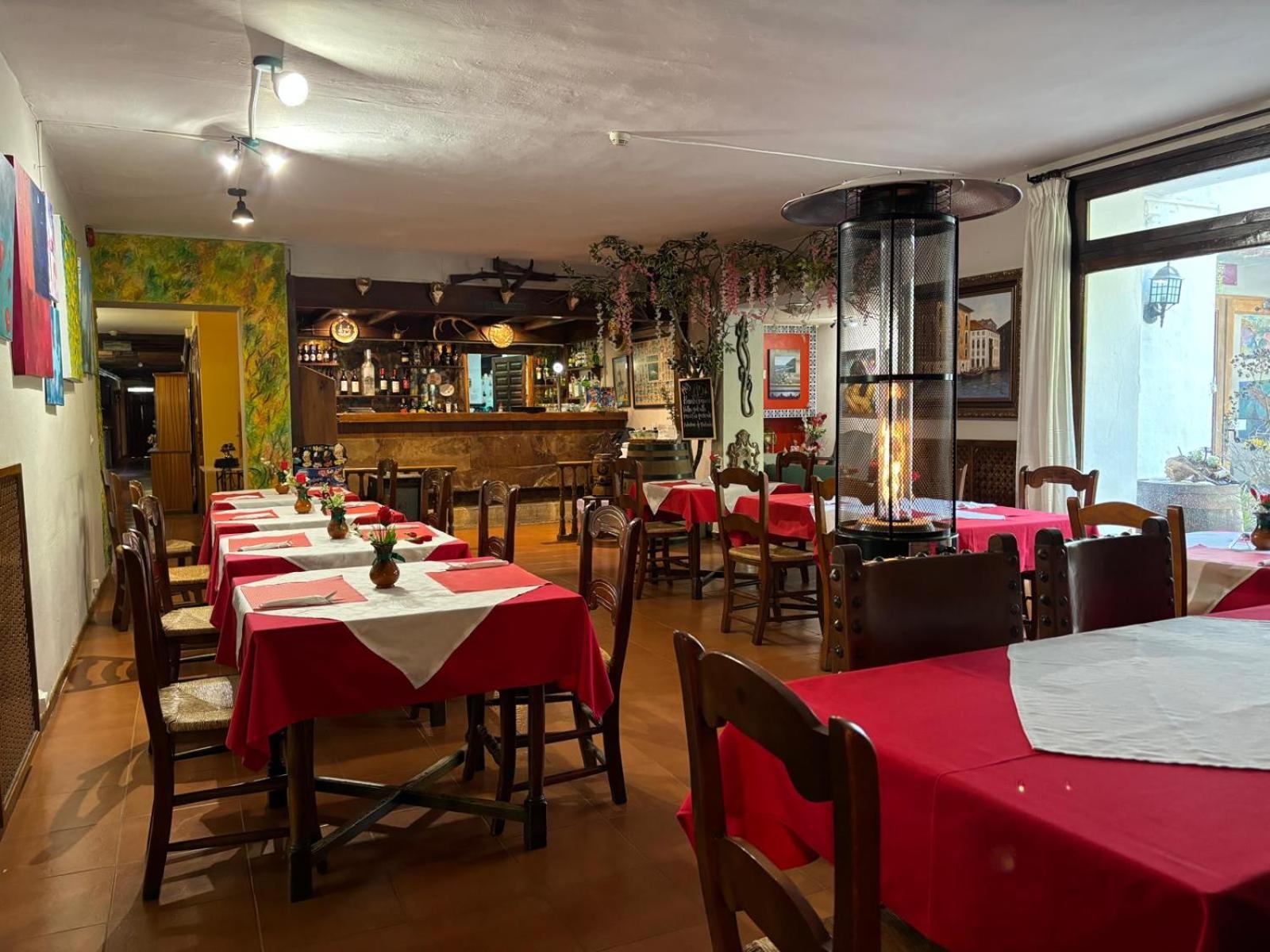 Hotel El Refugio De Juanar Охен Екстер'єр фото